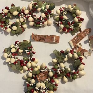 Great Finds Napkin Rings/ Candle Ring ~ Cranberry / Cream / Green ~ Set Of 6